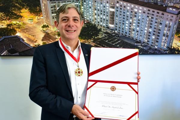 Provedor da Santa Casa BH e Instituto de Oncologia recebem Medalha do Mérito Legislativo